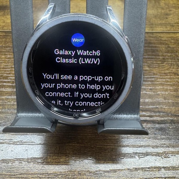 Samsung Galaxy Watch6 Classic - Wi-Fi, Silver, 43mm
