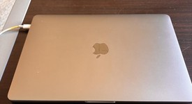 Good
													MacBook Pro 2020 - 13" - I5, Gray, 512 GB, 8 GB, photo 3 of 5