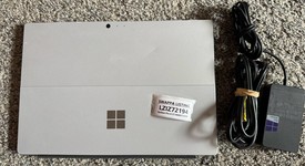 Good
													Microsoft Surface Pro 6 - Wi-Fi, Silver, 512 GB, 16 GB, photo 3 of 5