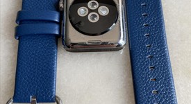 Good
													Apple Watch Series 3 42mm - Unlocked, Silver, A1861, Stainless, photo 2 of 10