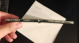 Good
													OnePlus Open - Unlocked, Green, 512 GB, 16 GB, photo 3 of 4
