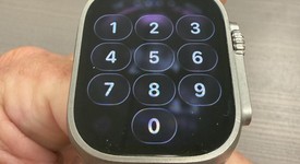 Fair
													Apple Watch Ultra 2 49mm - Unlocked, Natural, A2986, photo 4 of 14