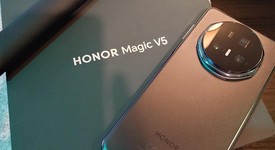Mint
													Honor Magic V5 - Unlocked Non-US, Black, 512 GB, 16 GB, photo 1 of 28