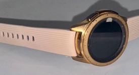 Good
													Samsung Galaxy Watch 42mm - Rose Gold, Bluetooth, photo 2 of 3