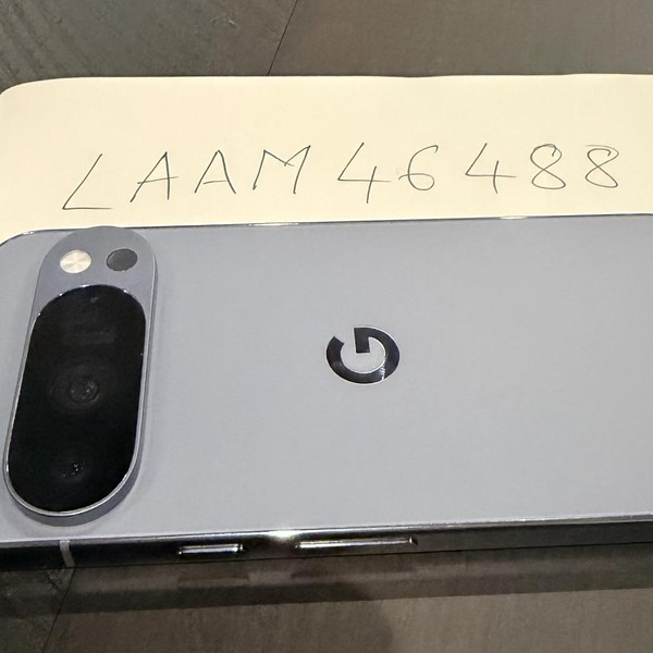 Google Pixel 10 Pro - Unlocked, 128 GB, Moonstone, G4QUR