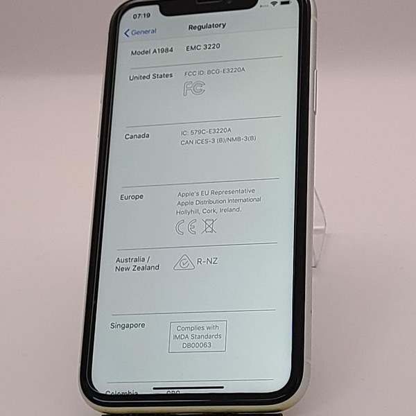 Apple iPhone Xr - Unlocked, 64 GB, White, A1984