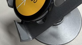 Fair
													Samsung Galaxy Watch Active2 44mm - Unlocked, Black, Stainless Steel, photo 2 of 7