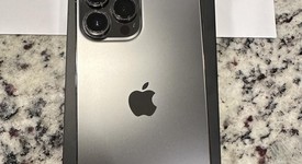 Good
													Apple iPhone 13 Pro Max - Unlocked, Graphite, 256 GB, A2484, photo 3 of 11