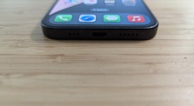 Good
													Apple iPhone 15 - Verizon, Black, 128 GB, A2846, photo 3 of 12