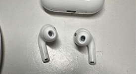 Used
													Apple AirPods Pro 2 - USB-C, photo 3 of 3