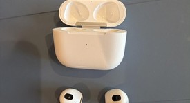 Used
													Apple AirPods 3rd Gen - Lightning Case, photo 6 of 6