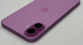 Mint
													Apple iPhone 16 Plus - Verizon, Pink, 128 GB, A3082, photo 4 of 7
