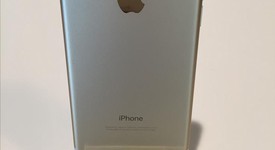 Mint
													Apple iPhone 7 - Verizon, Gold, 32 GB, A1660, photo 2 of 8