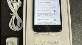 Good
													Apple iPhone SE 3rd Gen 2022 - Unlocked, Midnight, 128 GB, A2595, photo 1 of 3