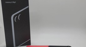 Mint
													Samsung Galaxy Z Flip7 - T-Mobile, Coral, 256 GB, 12 GB, SM-F766U, photo 4 of 9