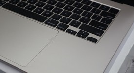 Mint
													MacBook Air 2023 (M2) - 15" - Apple M2, Starlight, 256 GB, 8 GB, photo 3 of 9