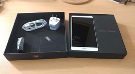 Mint
													Huawei Mate 8 - Unlocked Non-US, Silver, 32 GB, NXT-L29, Dual Sim, photo 1 of 9