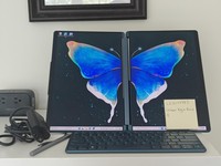 Lenovo Yoga Book 9 (13IRU8)
