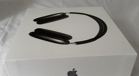 New
													Apple AirPods Max USB-C - Midnight, photo 4 of 9