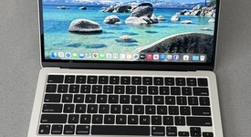 Mint
													MacBook Air 2022 - 13" - Apple M2, Starlight, 256 GB, 8 GB, photo 3 of 17