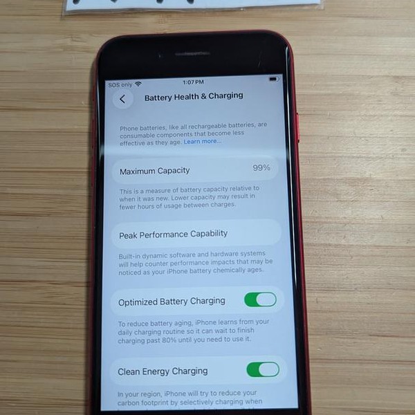 Apple iPhone SE 3rd Gen 2022 - Unlocked, 64 GB, Red, A2595