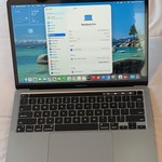 Good MacBook Pro 2020 - 13 inch - 256 GB, Gray, 8 GB, Apple M1