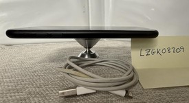 Good
													Apple iPhone Xr - AT&T, Black, 256 GB, A1984, photo 5 of 6