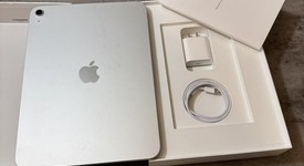 Mint
													Apple iPad 11th Gen - Wi-Fi, Silver, 128 GB, A3354, photo 1 of 9