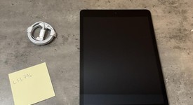 Mint
													Apple iPad 8th Gen - Wi-Fi, Gray, 32 GB, A2270, photo 1 of 9