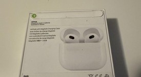 New
													Apple AirPods 3rd Gen - MagSafe Case, photo 3 of 3