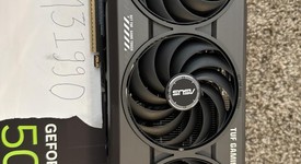 Used
													Asus GeForce RTX 5070 Ti - TUF-RTX5070TI-O16G, TUF Gaming OC, photo 1 of 4