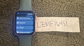 Good
													Apple Watch Series 6 44mm - Unlocked, Gold, A2294 - Cellular, Aluminum, photo 1 of 5