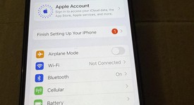 Mint
													Apple iPhone 13 - Unlocked, Midnight, 128 GB, A2482, photo 5 of 9