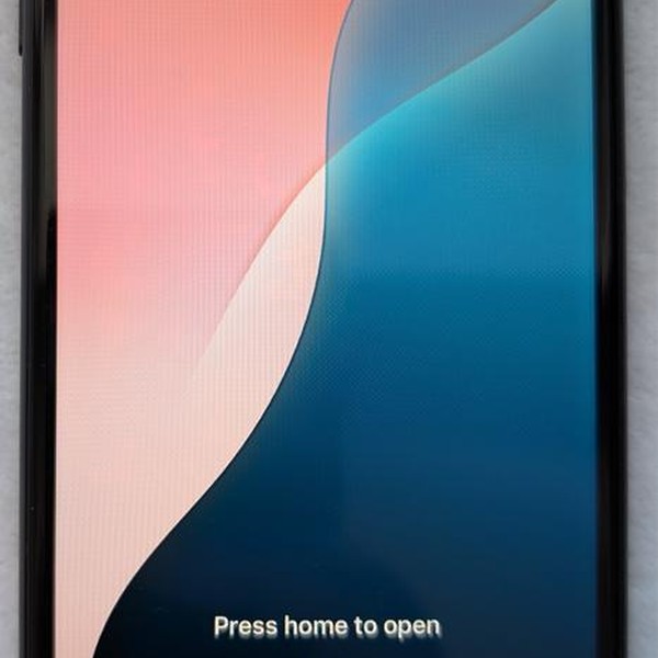 Apple iPhone SE 3rd Gen 2022 - Unlocked, 64 GB, Midnight, A2595