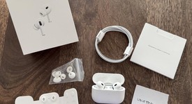 Used
													Apple AirPods Pro 2 - Lightning, photo 5 of 5