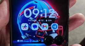 Good
													Motorola Razr Plus (2023) - Unlocked, Black, 256 GB, 8 GB, photo 3 of 12