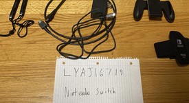 Mint
													Nintendo Switch - Red & Blue, 32 GB, photo 5 of 7