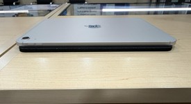 Mint
													Apple iPad 11th Gen - Unlocked, Silver, 256 GB, A3355, photo 5 of 6