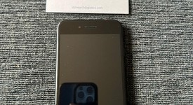 Mint
													Apple iPhone SE 3rd Gen 2022 - Unlocked, Midnight, 64 GB, A2595, photo 1 of 7