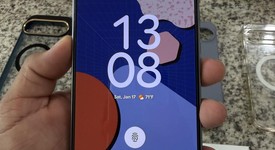 Mint
													Google Pixel 10 Pro XL - Unlocked, Moonstone, 256 GB, GUL82, photo 3 of 6