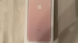 Good
													Apple iPhone 7 Plus - Sprint, Rose Gold, 32 GB, A1661, photo 3 of 8