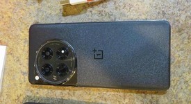 Good
													OnePlus 12 - Unlocked, Black, 256 GB, 12 GB, CPH2583, photo 5 of 8