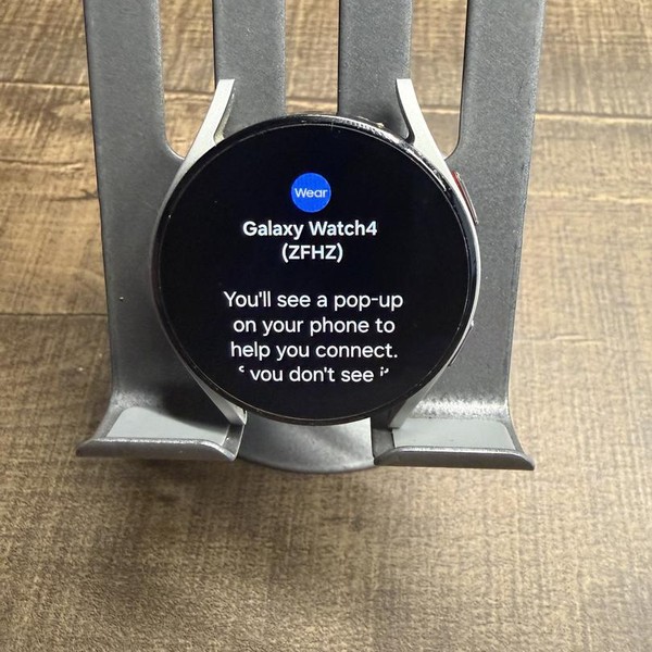 Samsung Galaxy Watch4 - Wi-Fi, Silver, 40mm