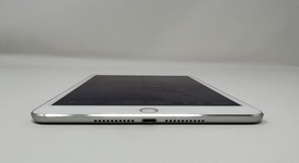 Good
													Apple iPad Mini 4 - Wi-Fi, Silver, 128 GB, photo 3 of 6