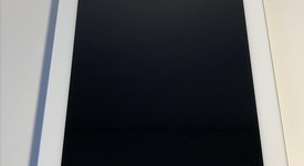 Good
													Apple iPad 4 - Unlocked, White, 16 GB, photo 1 of 7