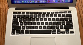 Good
													MacBook Air 2017 - 13" - I7, Silver, 256 GB, 8 GB, photo 2 of 8