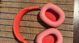 Used
													Apple AirPods Max - Pink, photo 1 of 5