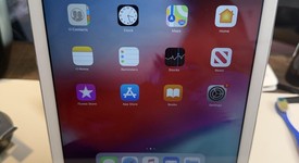 Good
													Apple iPad Air - Unlocked, Silver, 32 GB, photo 1 of 4