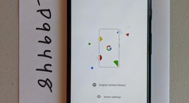 Good
													Google Pixel 2 XL - Unlocked, Black, 128 GB, Google Edition, photo 2 of 2