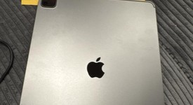 Good
													Apple iPad Pro 12.9" 4th Gen 2020 - Unlocked, Gray, 128 GB, A2069, photo 3 of 4